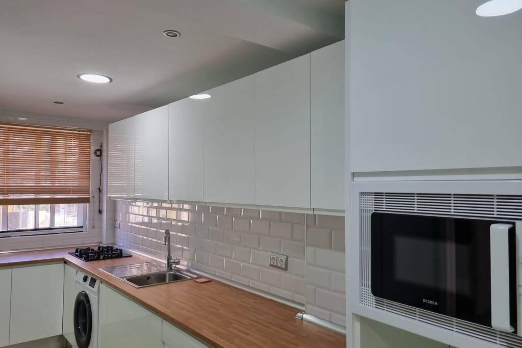 푸엔히롤라 Apartamento A Un Paseo De La Playa 아파트 외부 사진